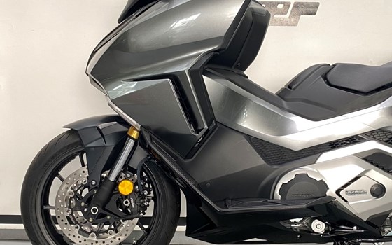 Neufahrzeug Honda Forza 750 - Bild 6