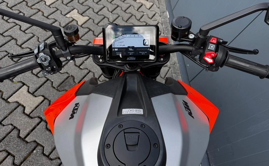 Angebot KTM 1290 Super Duke R Bild 4: Angebot KTM 1290 Super Duke R
