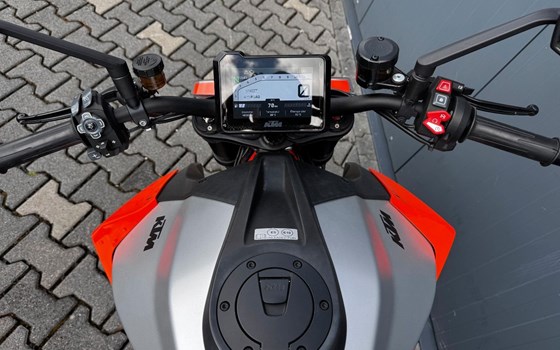 Gebrauchtmotorrad KTM 1290 Super Duke R - Bild 4