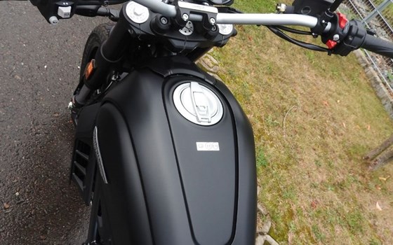 Gebrauchtmotorrad Ducati Scrambler Icon Dark - Bild 9