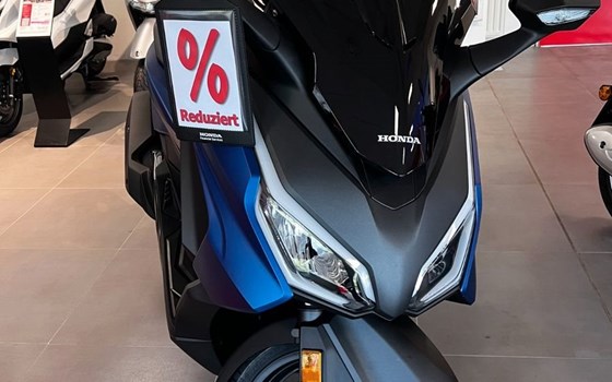 Gebrauchtmotorrad Honda Forza 125 - Bild 1