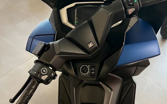 Gebrauchtmotorrad Honda Forza 125 - Bild 3