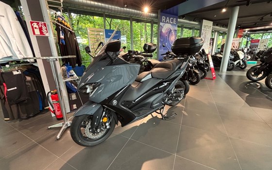 Gebrauchtmotorrad Yamaha TMAX 560 Tech Max - Bild 10
