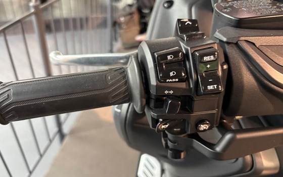 Gebrauchtmotorrad Yamaha TMAX 560 Tech Max - Bild 6