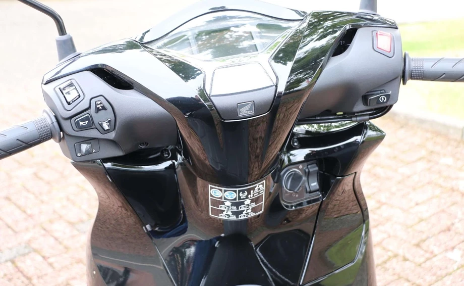 Offer Honda SH350i Bild 8: Offer Honda SH350i