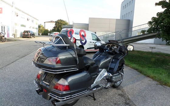 Gebrauchtmotorrad Honda GL 1800 Goldwing - Bild 3 Gebrauchtmotorrad Honda GL 1800 Goldwing - Bild 3