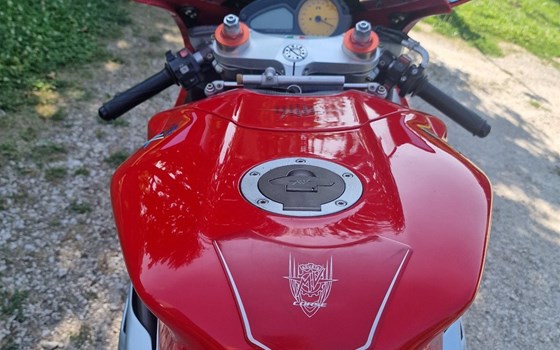 Gebrauchtmotorrad MV Agusta F4 750 S 1+1 - Bild 4 Gebrauchtmotorrad MV Agusta F4 750 S 1+1 - Bild 4