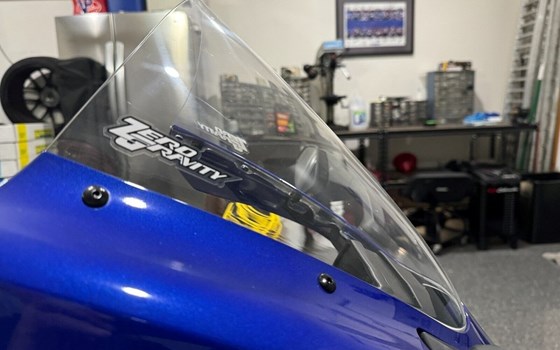 Gebrauchtmotorrad Yamaha YZF-R1SP - Bild 5 Gebrauchtmotorrad Yamaha YZF-R1SP - Bild 5