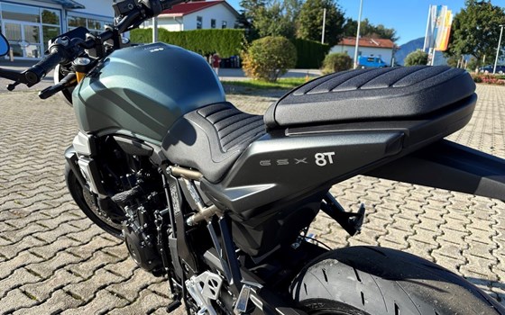 Neufahrzeug Suzuki GSX-8T - Bild 2