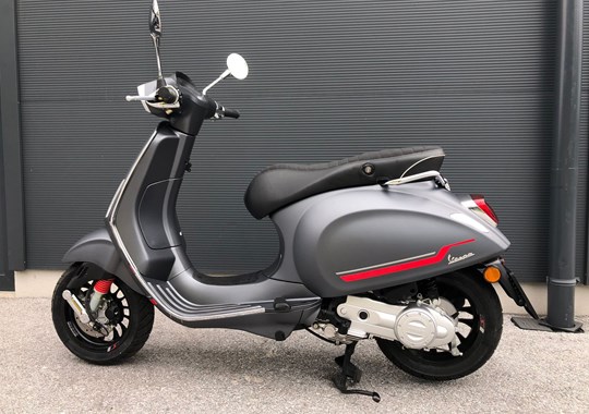 GEBRAUCHTFAHRZEUG Vespa Sprint 50 S