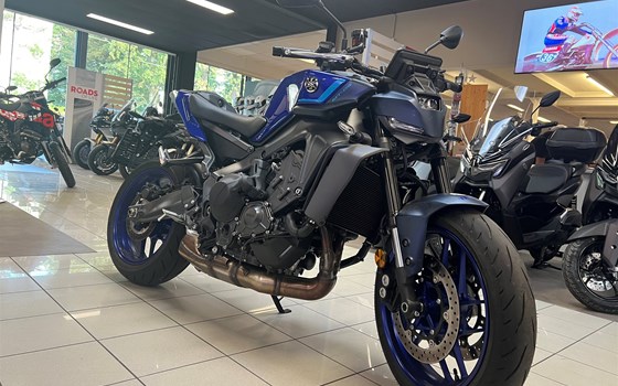 Gebrauchtmotorrad Yamaha MT-09 Y-AMT - Bild 2 Gebrauchtmotorrad Yamaha MT-09 Y-AMT - Bild 2