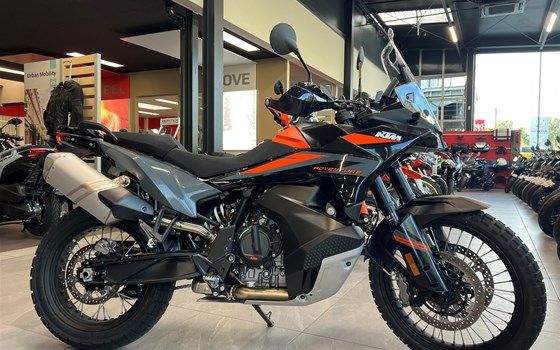 Gebrauchtmotorrad KTM 890 Adventure - Bild 2 Gebrauchtmotorrad KTM 890 Adventure - Bild 2