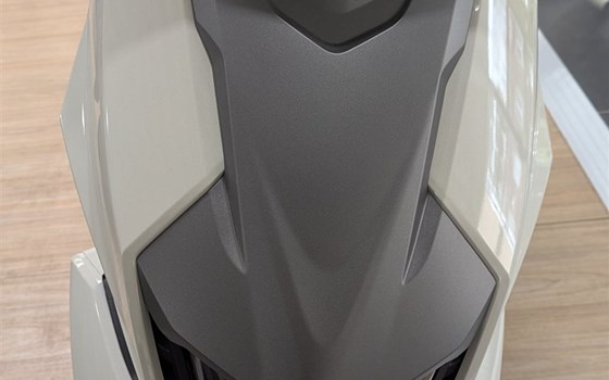 Gebrauchtmotorrad Suzuki Avenis 125 - Bild 4