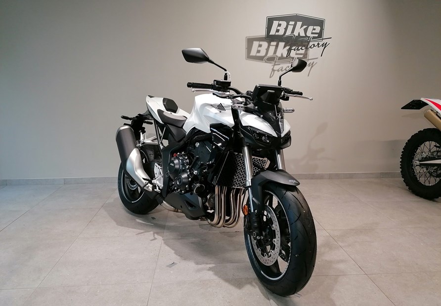 Honda CB1000 Hornet (Pearl Glare White)