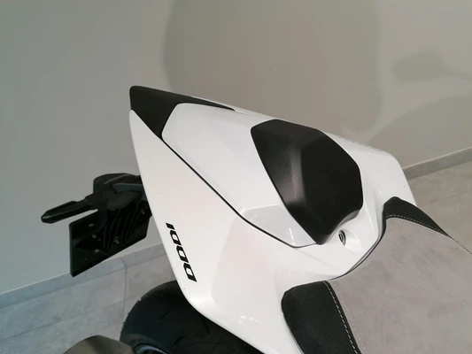 Honda CB1000 Hornet (Pearl Glare White) - Bild 7