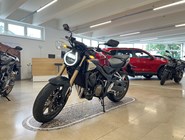 Honda CB650R E-Clutch