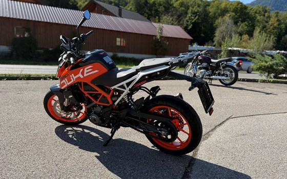 Gebrauchtmotorrad KTM 390 Duke - Bild 2 Gebrauchtmotorrad KTM 390 Duke - Bild 2