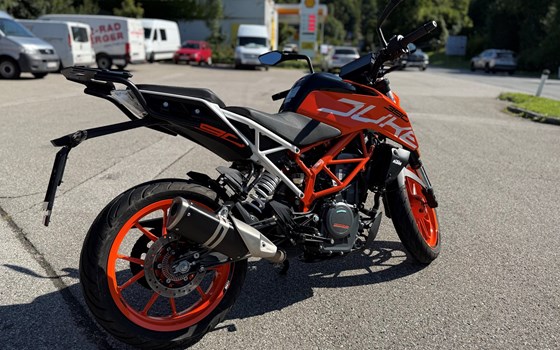 Gebrauchtmotorrad KTM 390 Duke - Bild 3 Gebrauchtmotorrad KTM 390 Duke - Bild 3