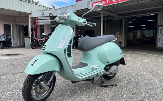 Gebrauchtmotorrad Vespa GTS 125 iGET - Bild 1 Gebrauchtmotorrad Vespa GTS 125 iGET - Bild 1