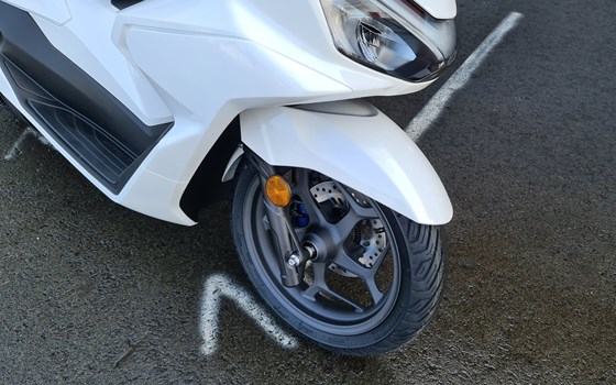 Neufahrzeug Honda PCX125 - Bild 4 Neufahrzeug Honda PCX125 - Bild 4