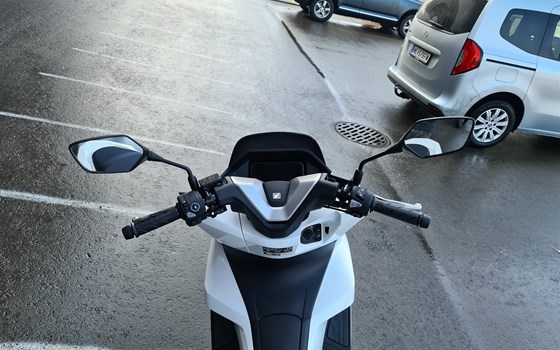 Neufahrzeug Honda PCX125 - Bild 7 Neufahrzeug Honda PCX125 - Bild 7