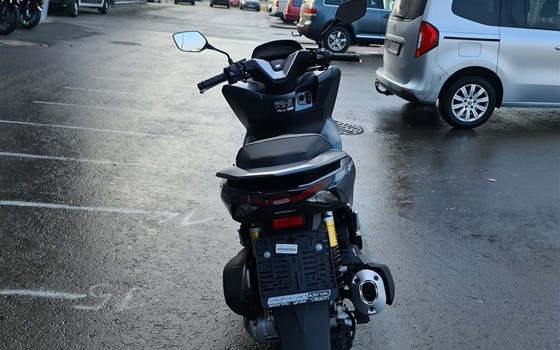Neufahrzeug Honda PCX125 - Bild 8 Neufahrzeug Honda PCX125 - Bild 8