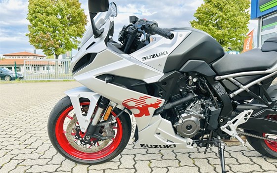 Gebrauchtmotorrad Suzuki GSX-8R - Bild 10