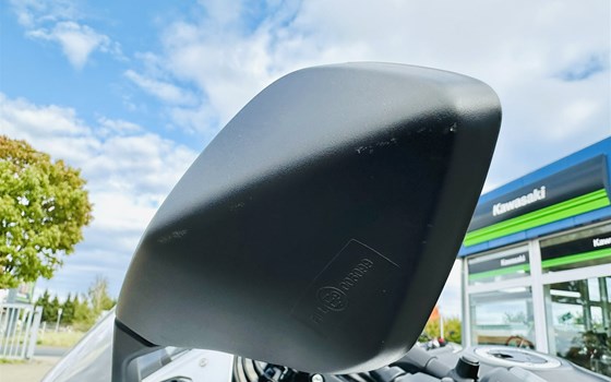 Gebrauchtmotorrad Suzuki GSX-8R - Bild 12