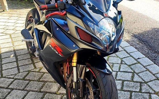 Gebrauchtmotorrad Suzuki GSX-R 600 - Bild 2 Gebrauchtmotorrad Suzuki GSX-R 600 - Bild 2