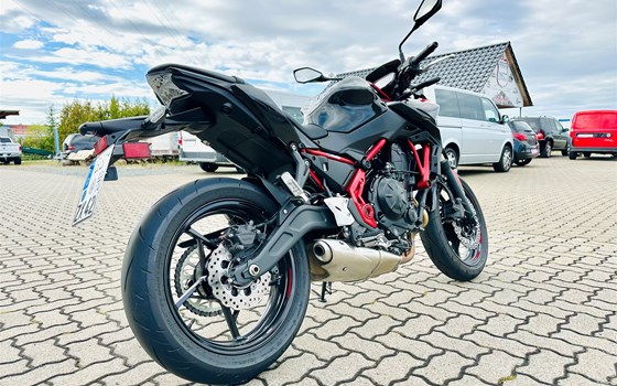 Gebrauchtmotorrad Kawasaki Z650 - Bild 5