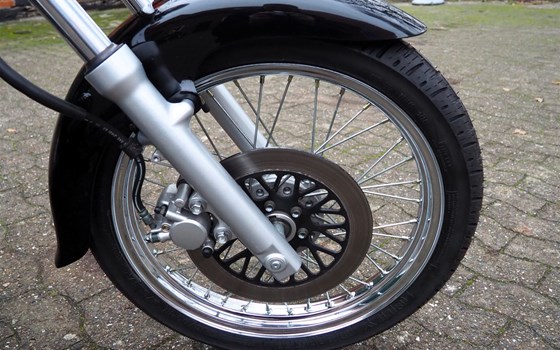 Gebrauchtmotorrad Suzuki Intruder VL 125 LC - Bild 11