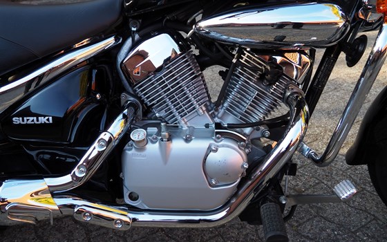 Gebrauchtmotorrad Suzuki Intruder VL 125 LC - Bild 12