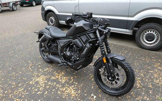 Gebrauchtmotorrad Zontes 125C2 - Bild 3