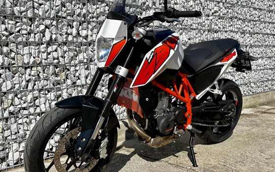 Gebrauchtmotorrad KTM 690 Duke - Bild 1 Gebrauchtmotorrad KTM 690 Duke - Bild 1