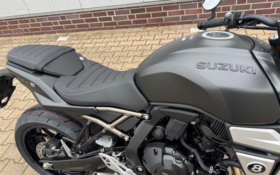 Neufahrzeug Suzuki GSX-8T - Bild 8