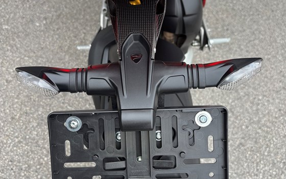 Gebrauchtmotorrad Ducati Streetfighter V4 S - Bild 6