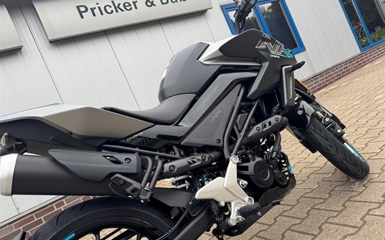 Neufahrzeug CFMOTO 125NK - Bild 10