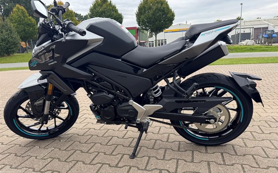 Neufahrzeug CFMOTO 125NK - Bild 4
