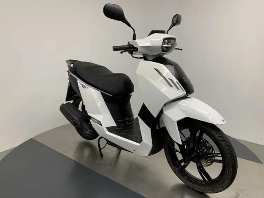 Angebot Peugeot Tweet 50 Bild 4: Angebot Peugeot Tweet 50