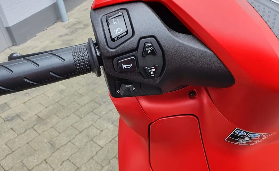 Angebot Honda SH350i Bild 15: Angebot Honda SH350i