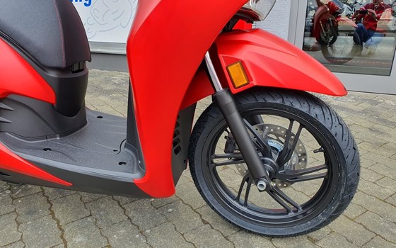 Neufahrzeug Honda SH350i - Bild 6