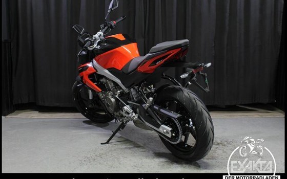 Gebrauchtmotorrad Aprilia Tuono 457 - Bild 3