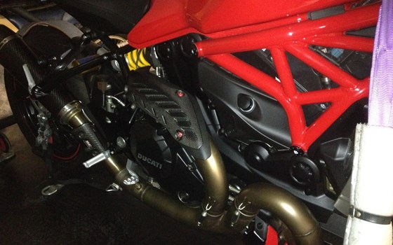 Gebrauchtmotorrad Ducati Monster 1200 R - Bild 17 Gebrauchtmotorrad Ducati Monster 1200 R - Bild 17
