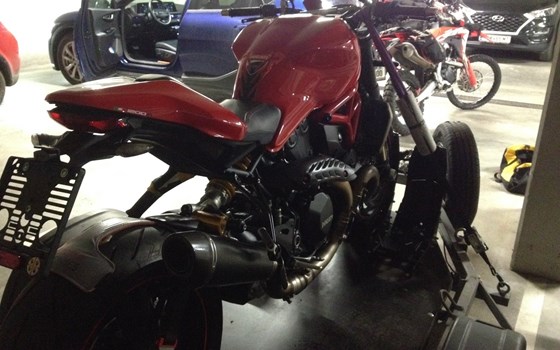 Gebrauchtmotorrad Ducati Monster 1200 R - Bild 19 Gebrauchtmotorrad Ducati Monster 1200 R - Bild 19