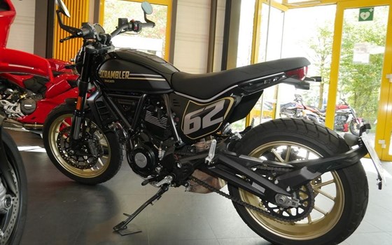 Gebrauchtmotorrad Ducati Scrambler Full Throttle - Bild 6