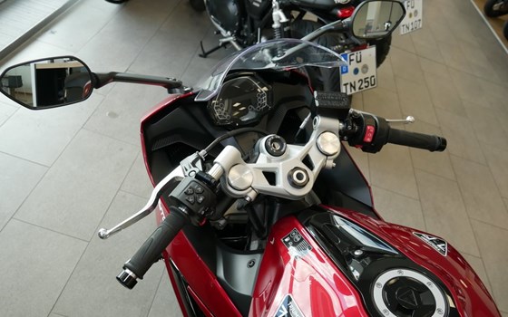 Gebrauchtmotorrad Triumph Daytona 660 - Bild 8