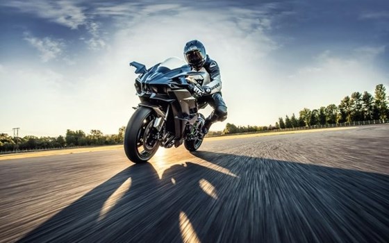 Neufahrzeug Kawasaki Ninja H2R - Bild 6