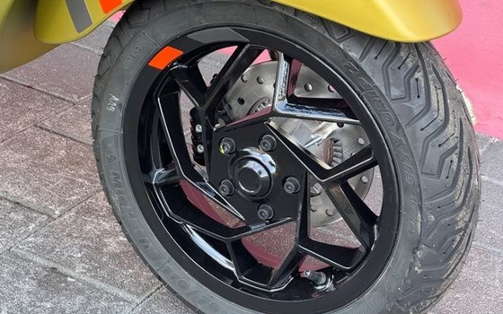 Neufahrzeug Vespa Sprint 125 i.e. 3V - Bild 9