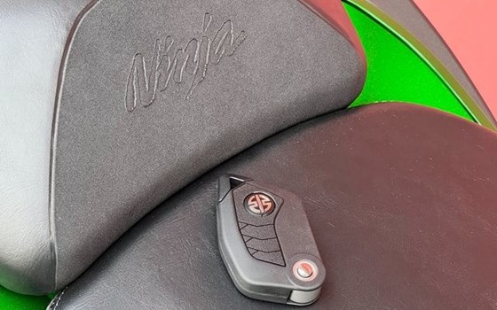 Neufahrzeug Kawasaki Ninja H2 SX SE - Bild 4