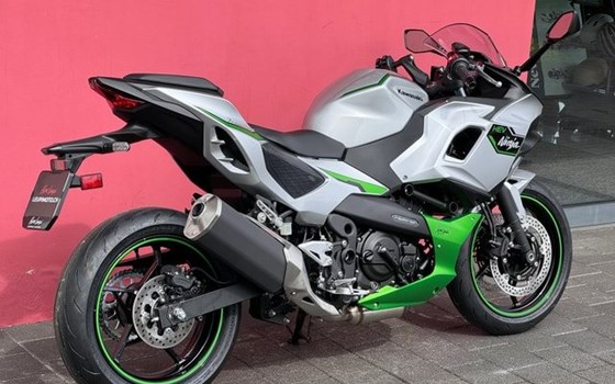 Motorrad Occasion Kawasaki Ninja 7 Hybrid - Bild 12